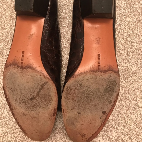 Ferragamo Bow Pump Shoe - Picture 6 of 8